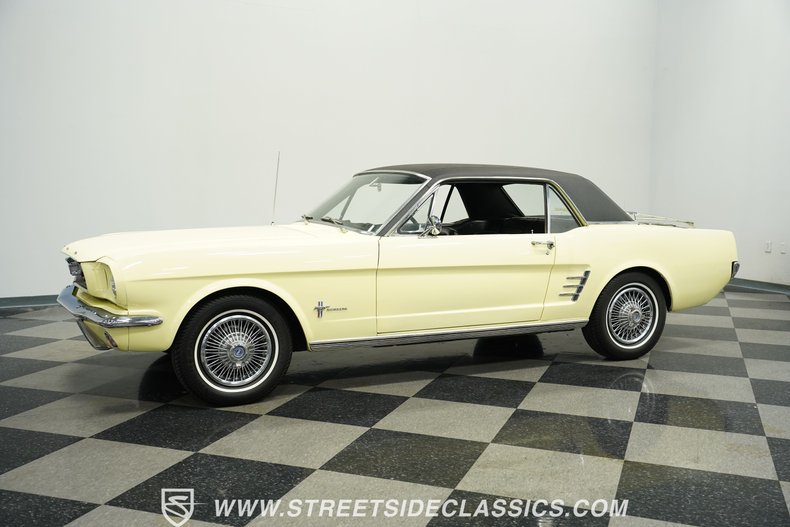 Ford-Mustang-1966-Springtime-Yellow-Black-36
