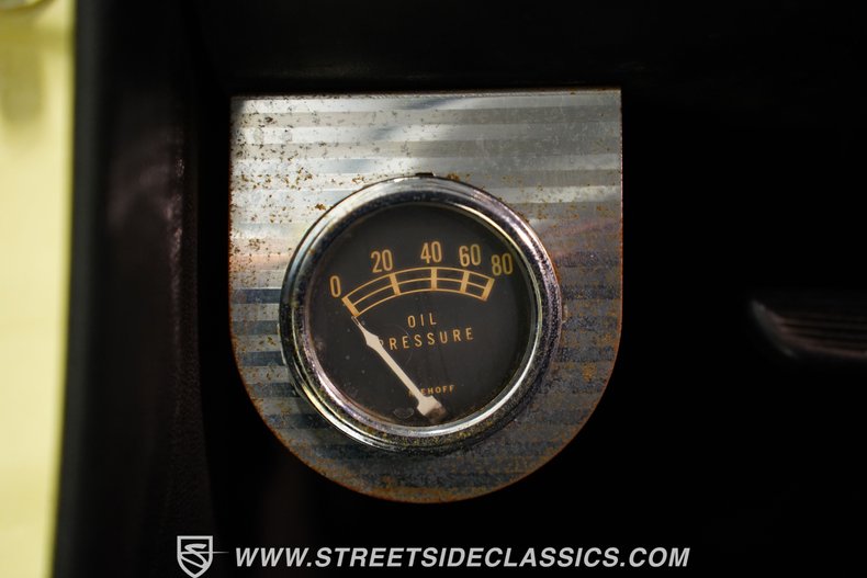 Ford-Mustang-1966-Springtime-Yellow-Black-46