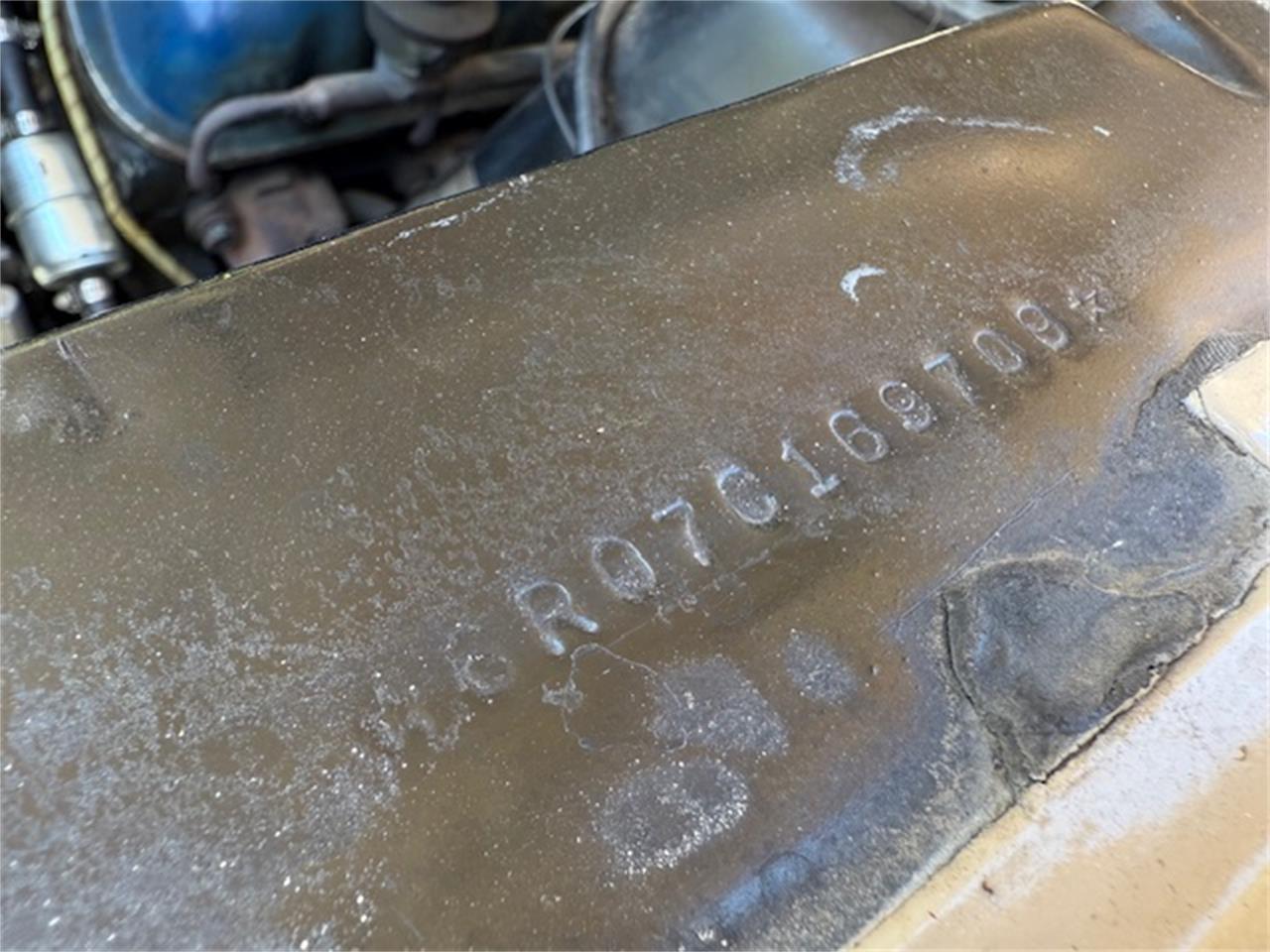 Ford-Mustang-1966-light-beige-emberglo-amp-parchment-5