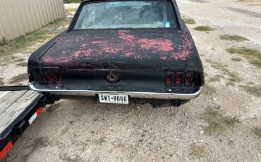 Ford-Mustang-1967-Coupe-2
