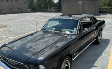 Ford-Mustang-1967-Coupe-2