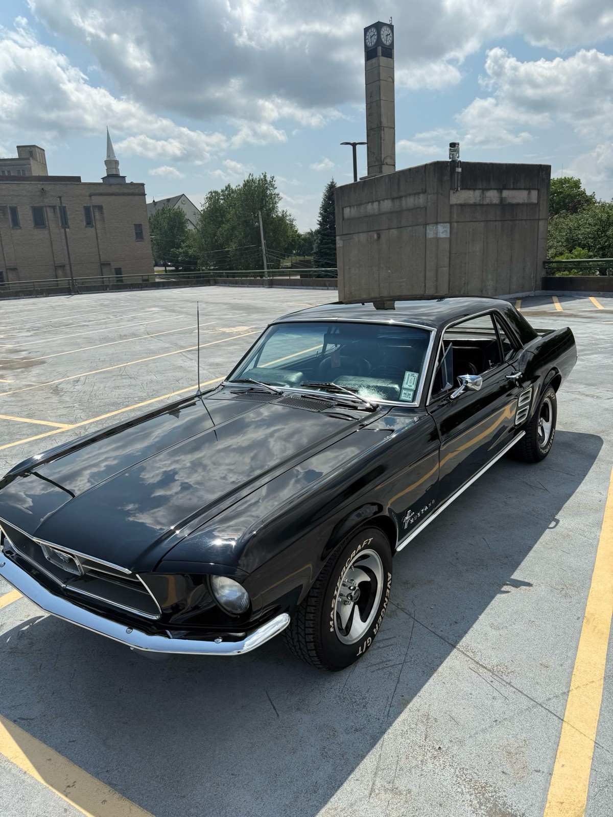 Ford-Mustang-1967-Coupe-2