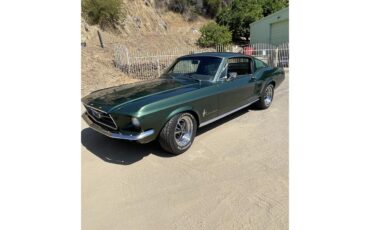 Ford-Mustang-1967-Dark-moss-green-Black-7