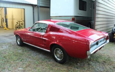 Ford-Mustang-1967-Fastback-4