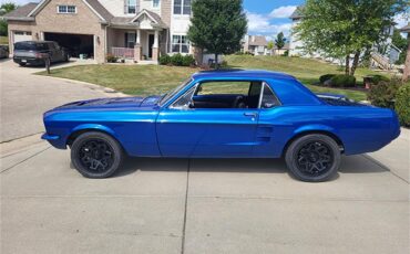Ford-Mustang-1967-Ford-Blue-Lightning-Black-1