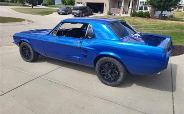 Ford-Mustang-1967-Ford-Blue-Lightning-Black-7