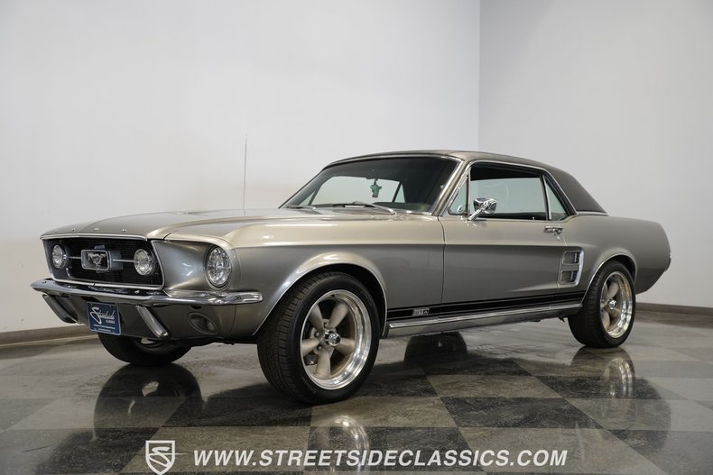 Ford-Mustang-1967-Graphite-Gray-Black-6