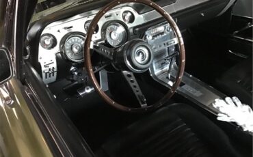 Ford-Mustang-1967-Lime-Gold-Metallic-Black-17