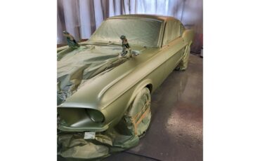 Ford-Mustang-1967-Lime-Gold-Metallic-Black-7