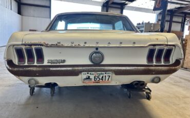 Ford-Mustang-1968-3