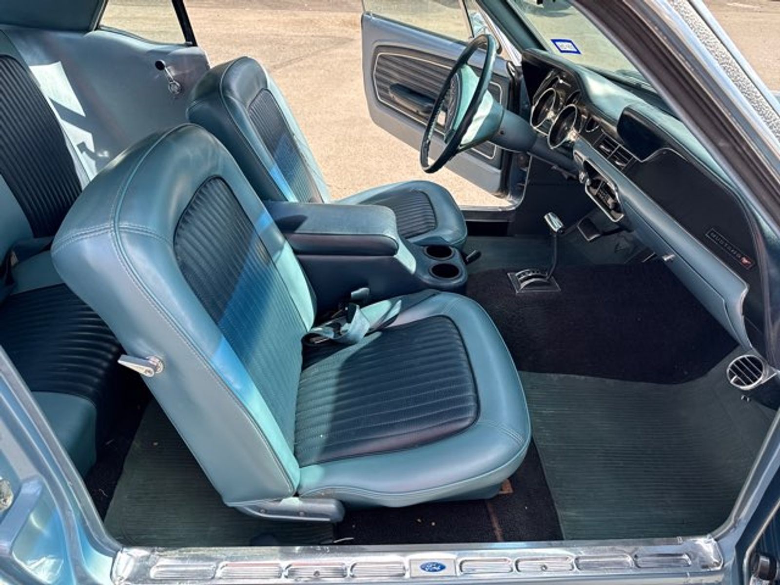 Ford-Mustang-1968-Coupe-11