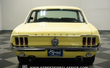 Ford-Mustang-1968-Coupe-24