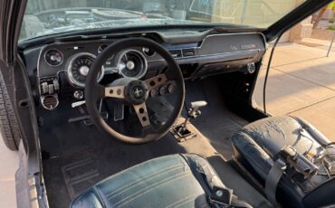 Ford-Mustang-1968-Coupe-3