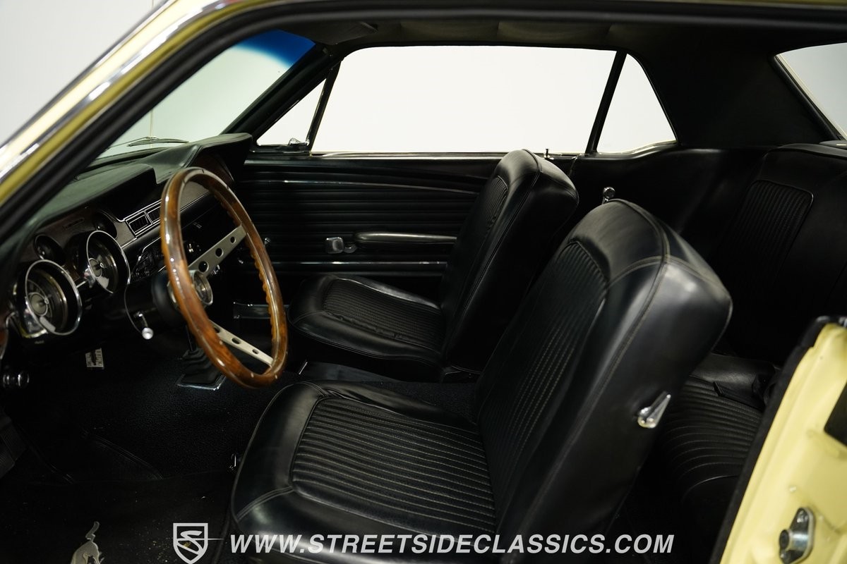 Ford-Mustang-1968-Coupe-37