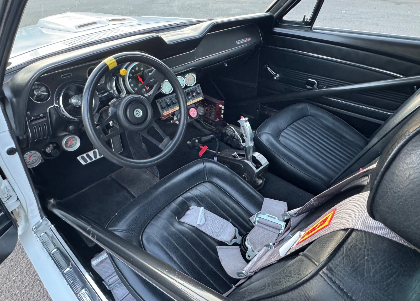 Ford-Mustang-1968-Fastback-11