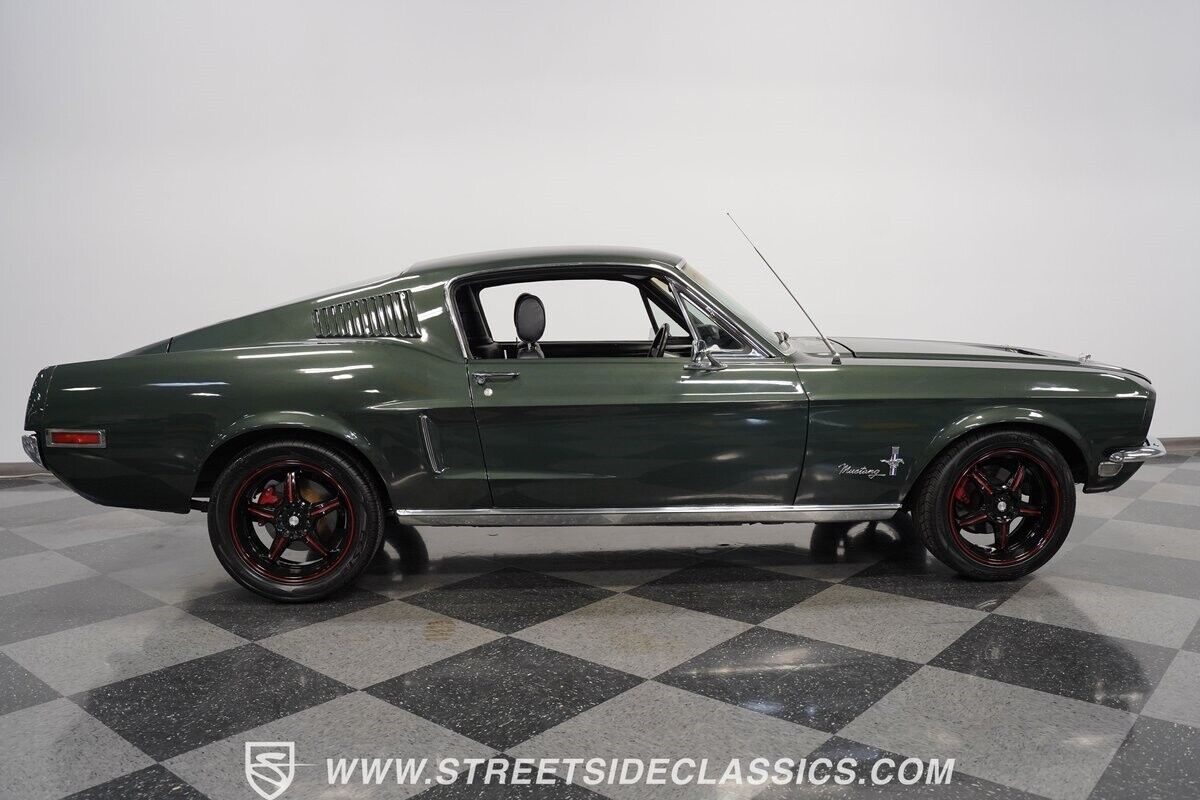 Ford-Mustang-1968-Fastback-13