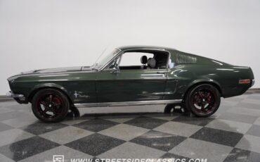 Ford-Mustang-1968-Fastback-2