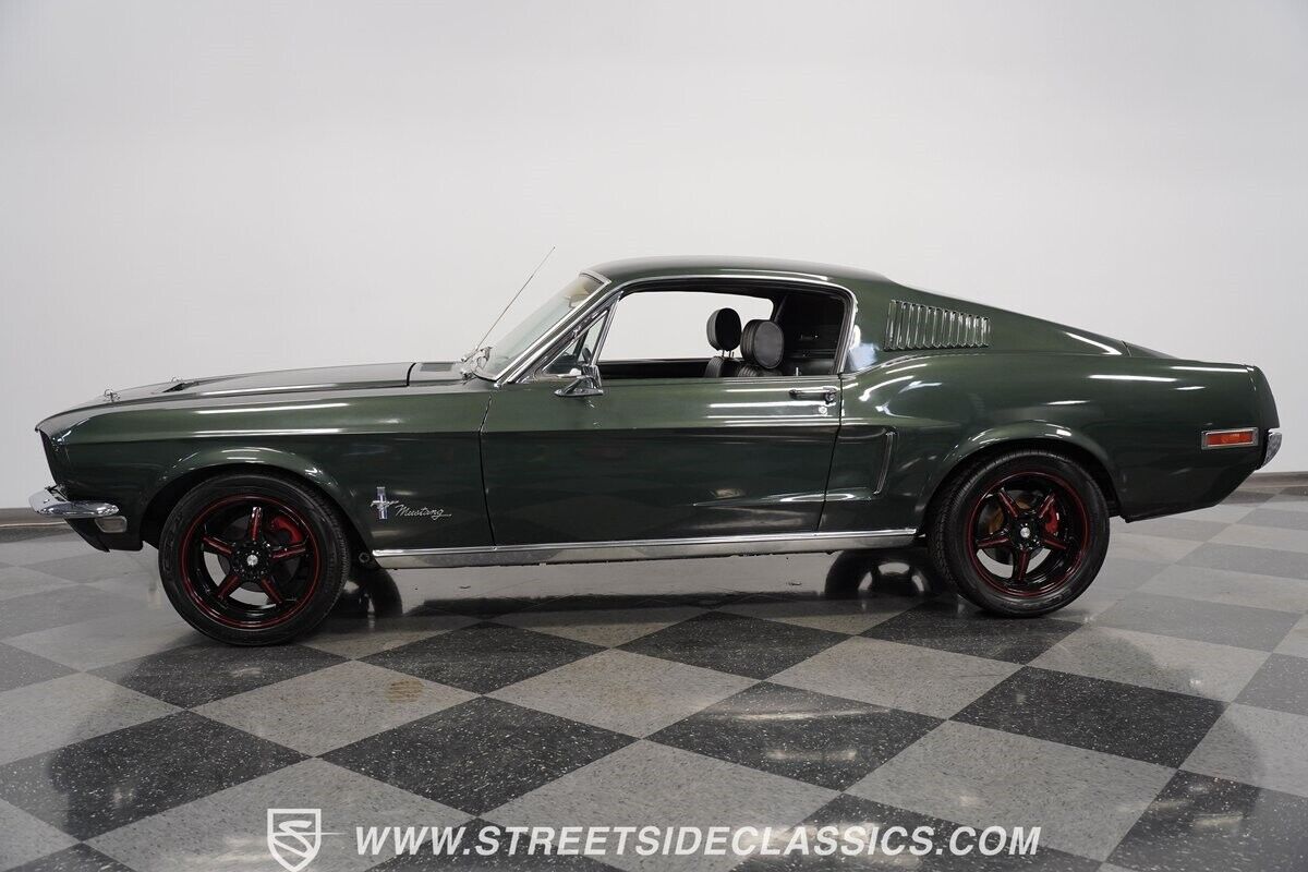 Ford-Mustang-1968-Fastback-2