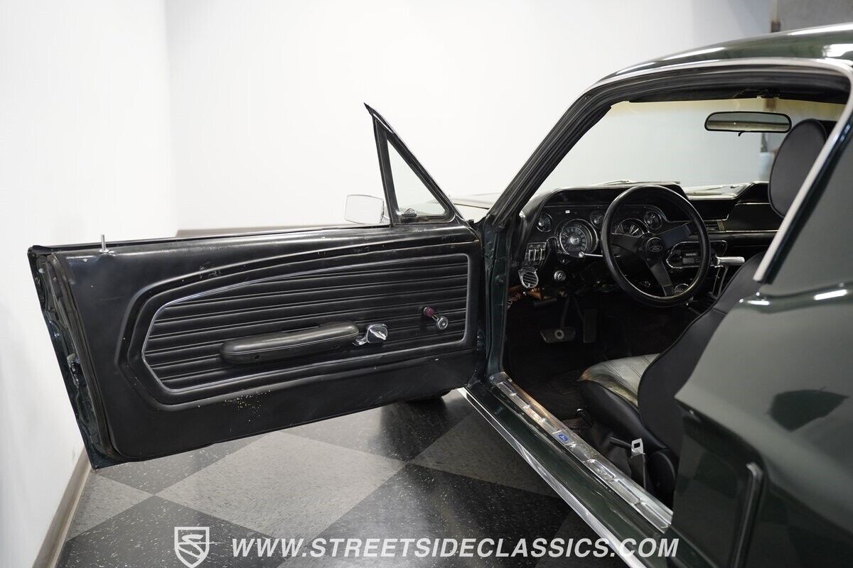 Ford-Mustang-1968-Fastback-33