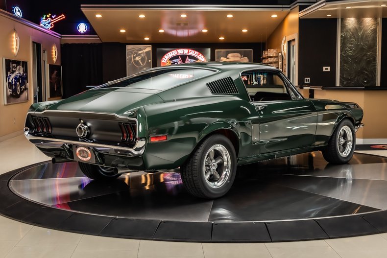 Ford-Mustang-1968-Highland-Green-11