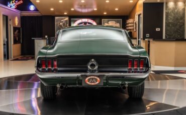 Ford-Mustang-1968-Highland-Green-13