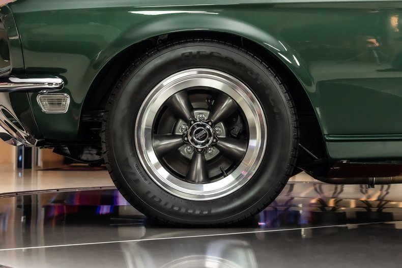 Ford-Mustang-1968-Highland-Green-2