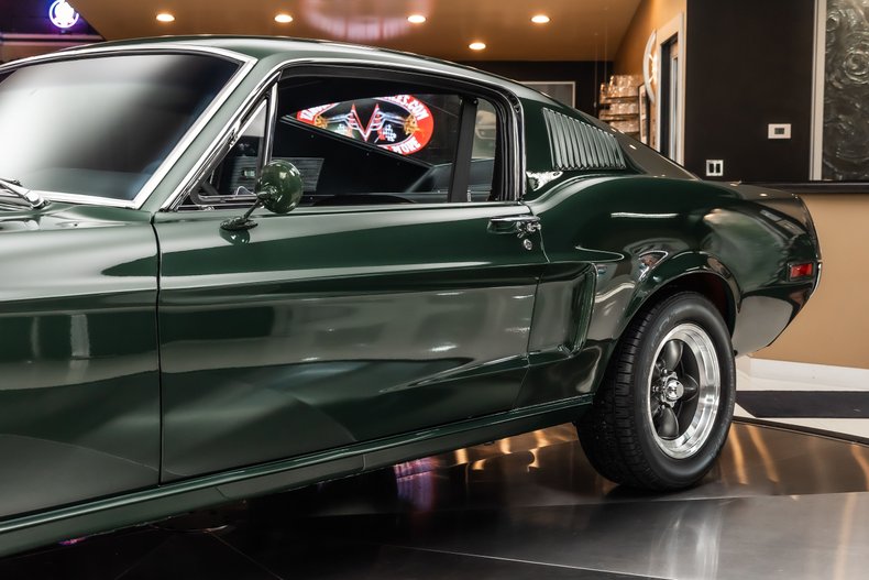 Ford-Mustang-1968-Highland-Green-24