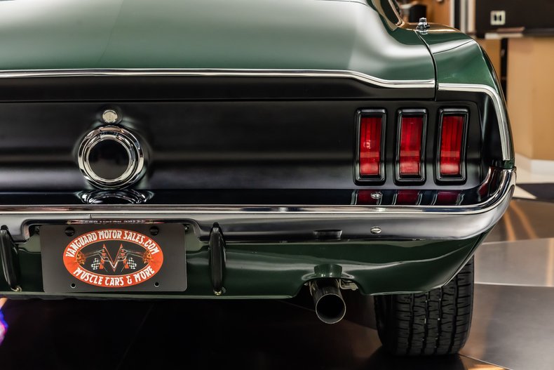 Ford-Mustang-1968-Highland-Green-35