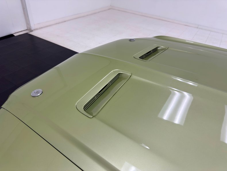 Ford-Mustang-1968-Lime-Gold-Black-18