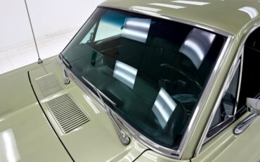 Ford-Mustang-1968-Lime-Gold-Black-20
