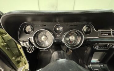 Ford-Mustang-1968-Lime-Gold-Black-44