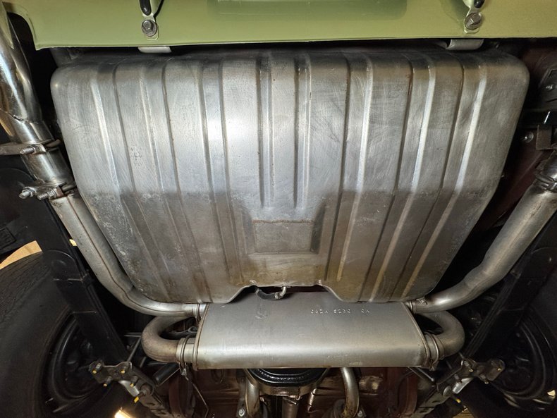 Ford-Mustang-1968-Lime-Gold-Black-5