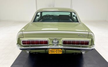 Ford-Mustang-1968-Lime-Gold-Black-9