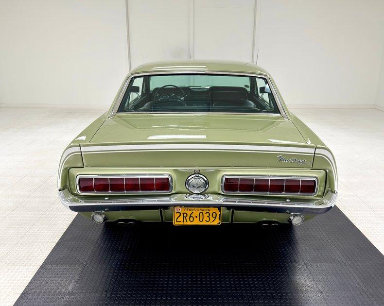 Ford-Mustang-1968-Lime-Gold-Black-9