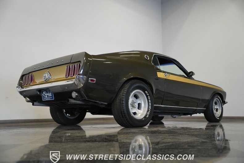 Ford-Mustang-1969-Brown-Black-2