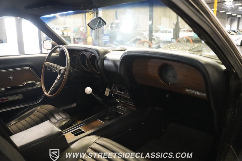 Ford-Mustang-1969-Brown-Black-29