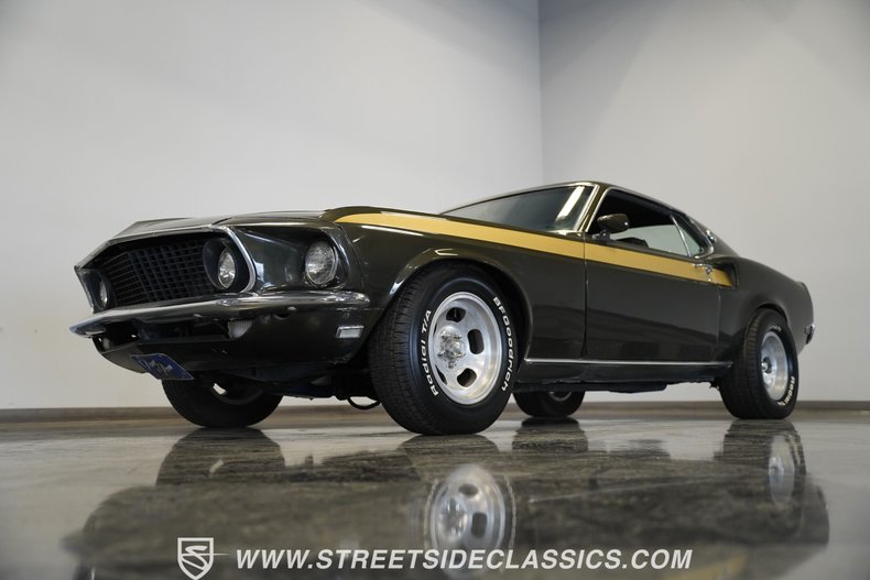 Ford-Mustang-1969-Brown-Black-32