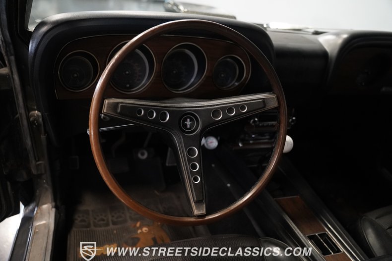 Ford-Mustang-1969-Brown-Black-46