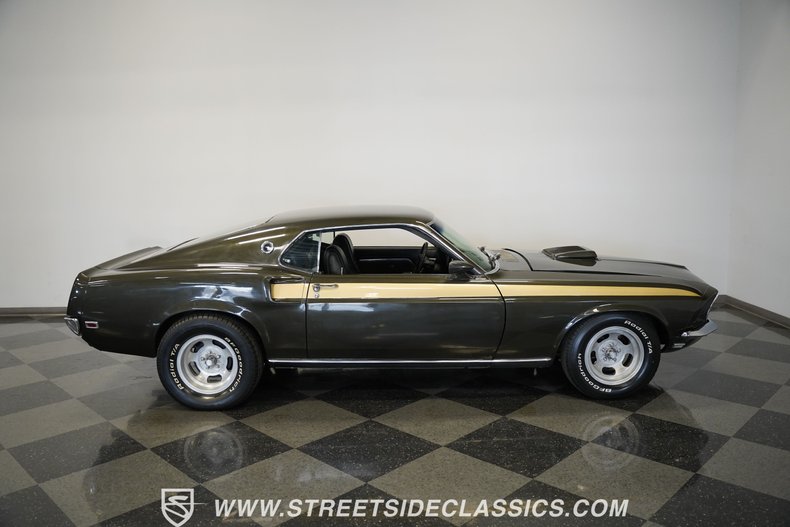 Ford-Mustang-1969-Brown-Black-49