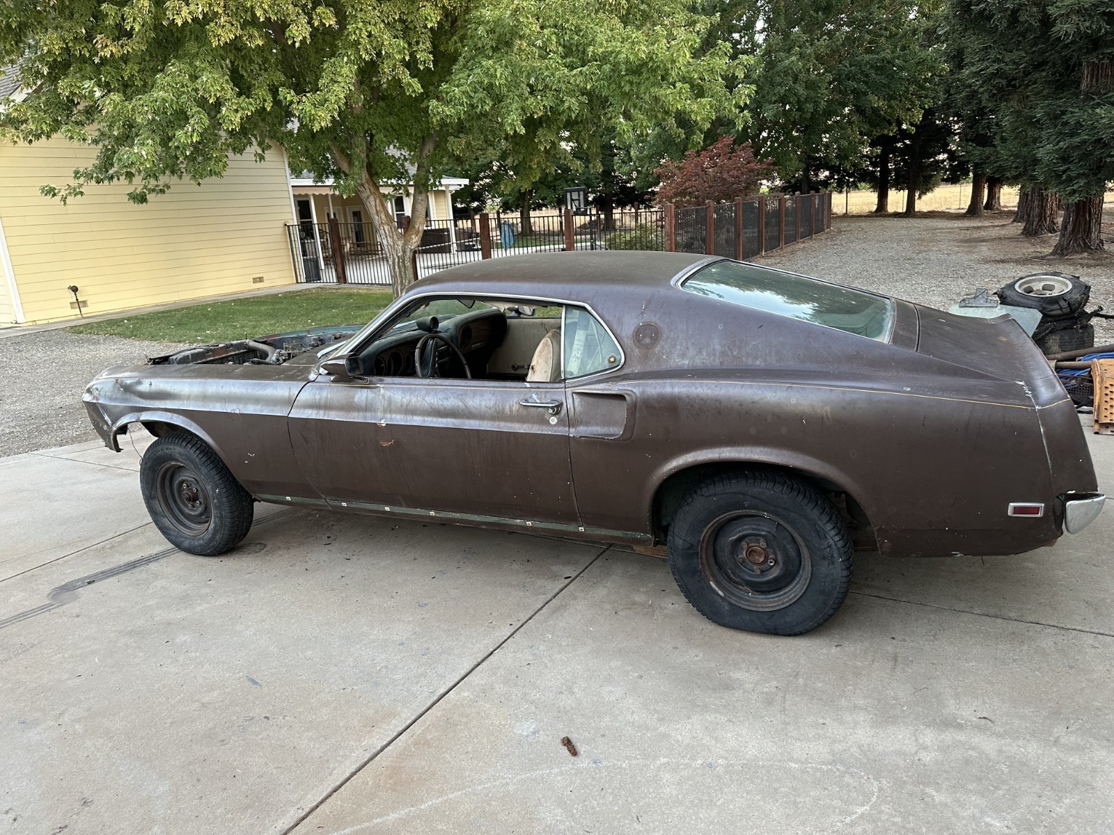 Ford-Mustang-1969-Fastback-1