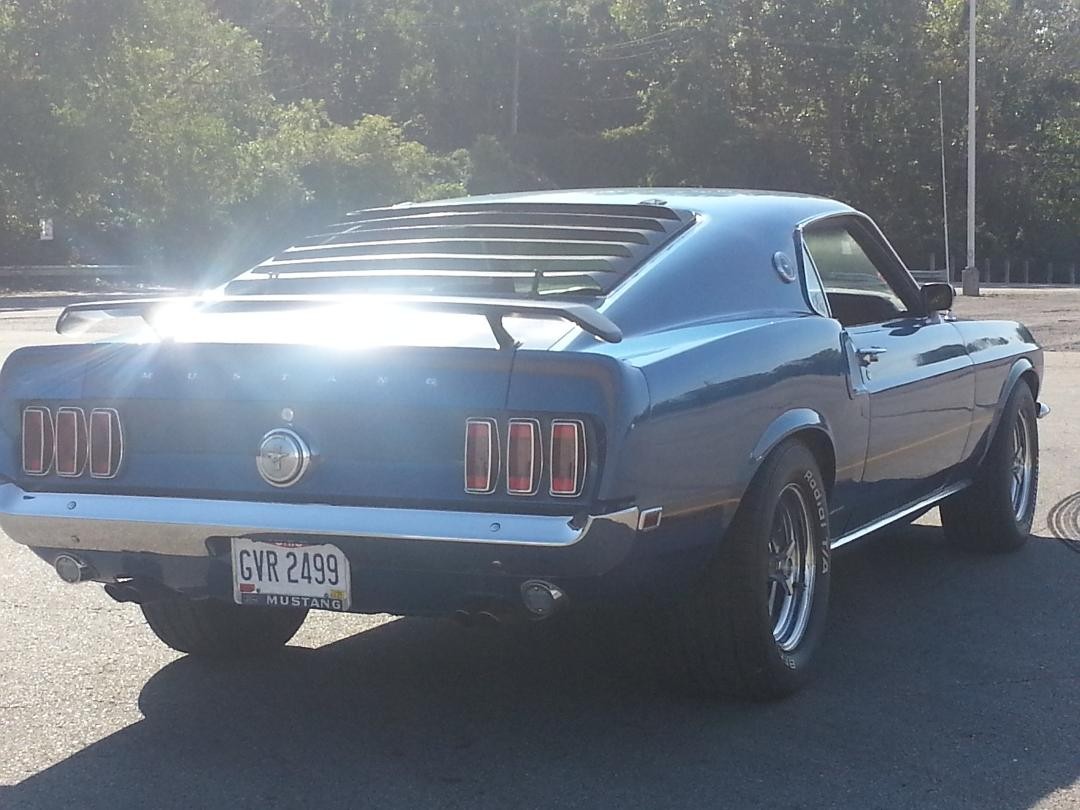 Ford-Mustang-1969-Fastback-4