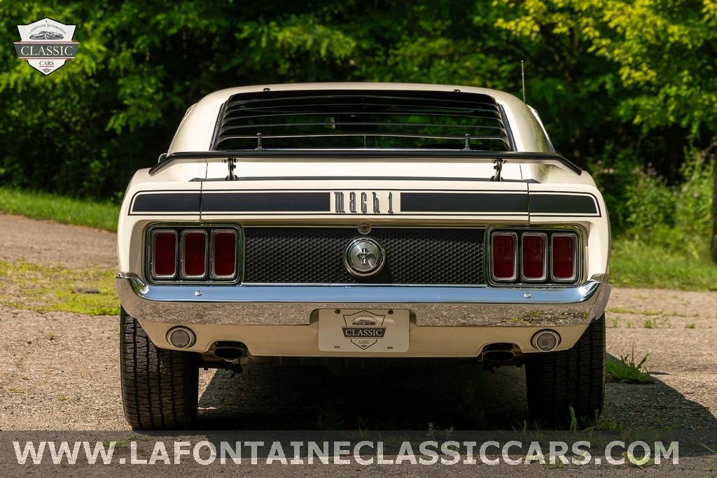 Ford-Mustang-1970-24