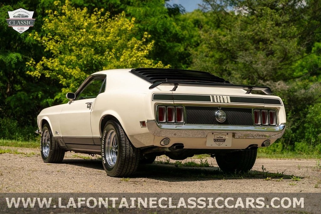Ford-Mustang-1970-27