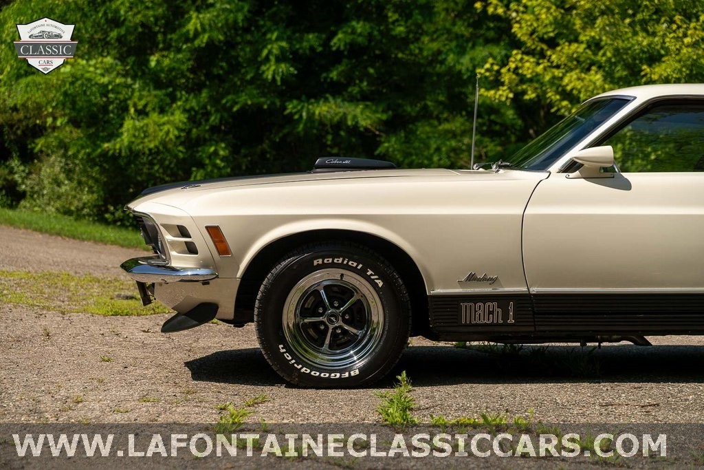 Ford-Mustang-1970-28