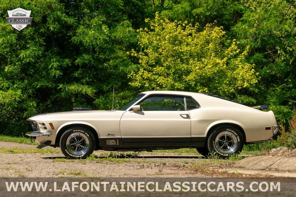 Ford-Mustang-1970-32
