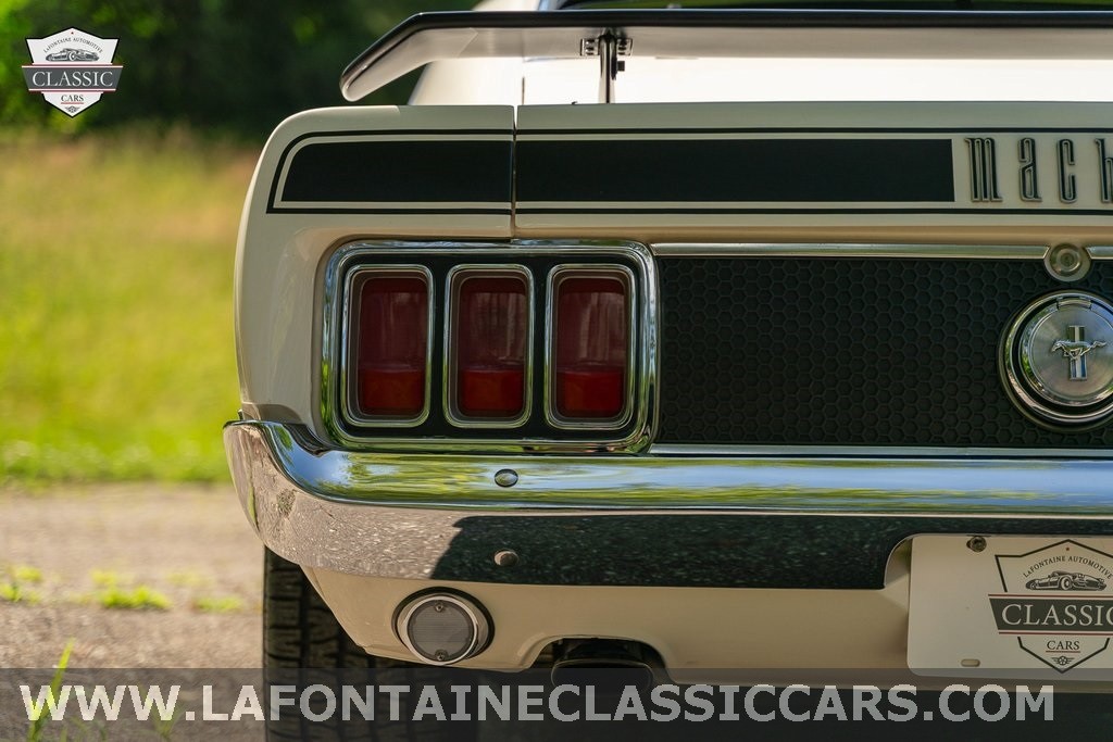 Ford-Mustang-1970-35