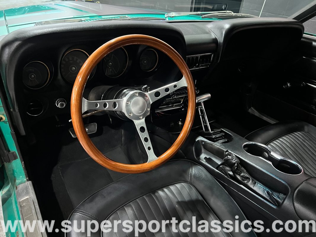 Ford-Mustang-1970-Fastback-13