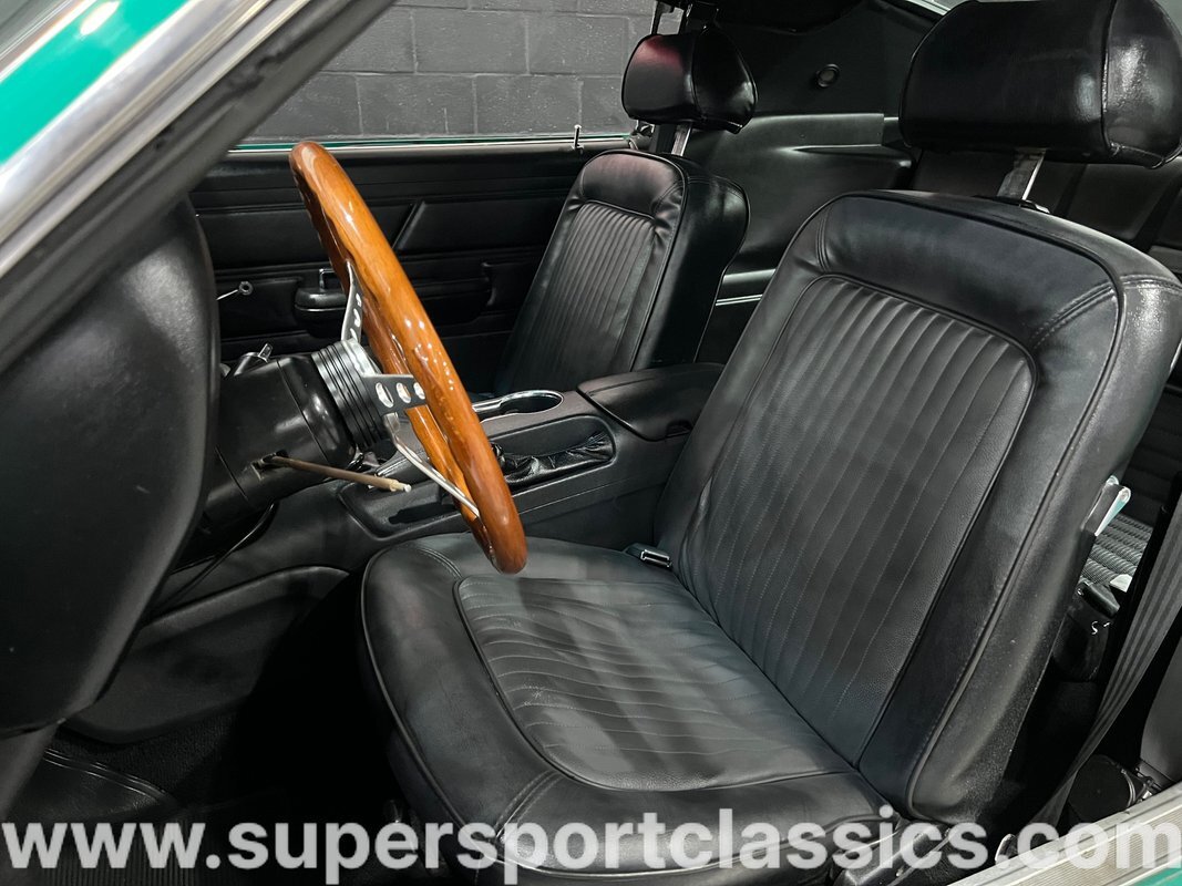 Ford-Mustang-1970-Fastback-14