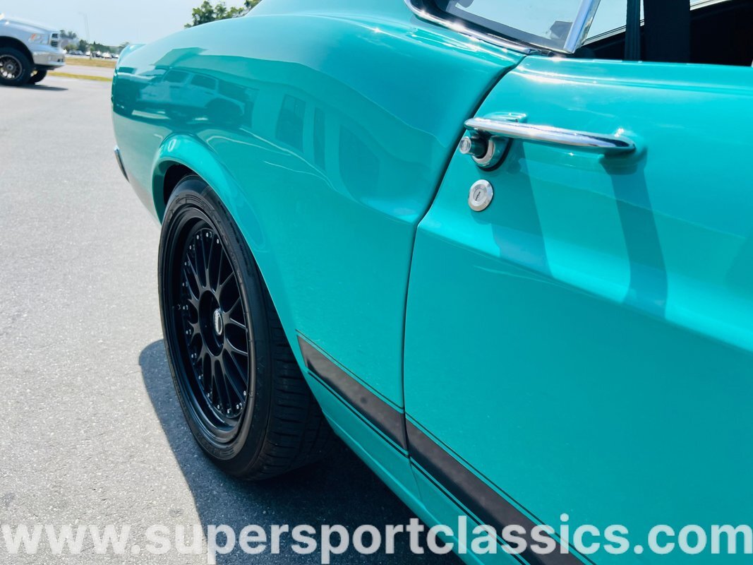 Ford-Mustang-1970-Fastback-27