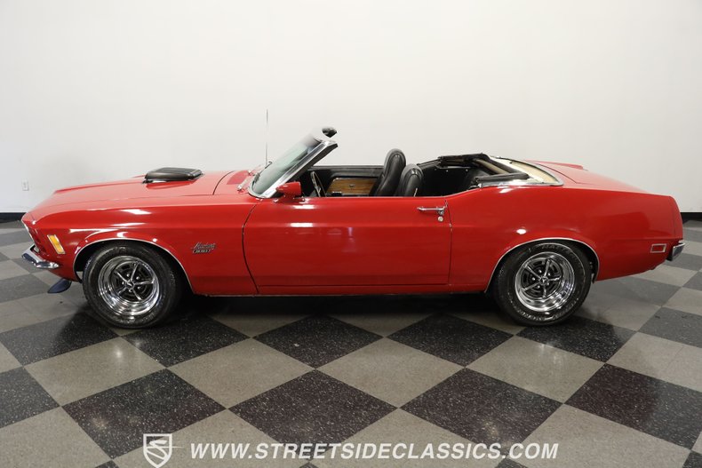 Ford-Mustang-1970-Red-Black-1